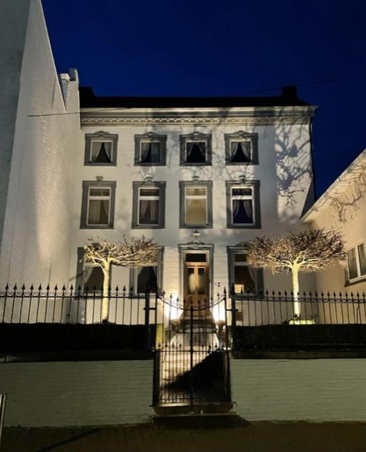 Huis Van Loon 보르글룬 외부 사진